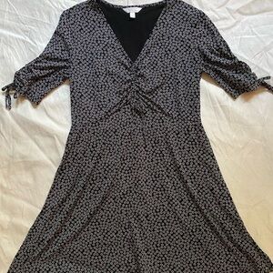 LC Lauren Conrad Black and White A-Line Dress with Ruched Tie Front Size Medium​